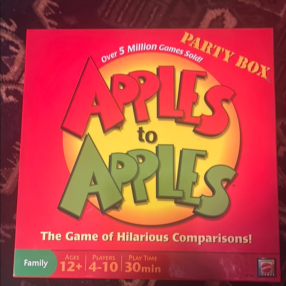 Mattel Card Game Apples to Apples Party Box Red and Green